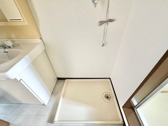 物件内観写真15　(洗濯機置場)