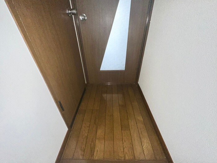 物件内観写真17　(廊下)