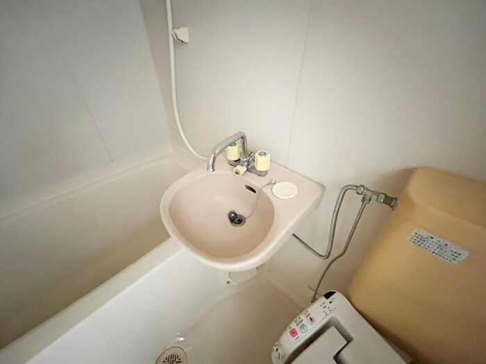 物件内観写真12　(洗面)