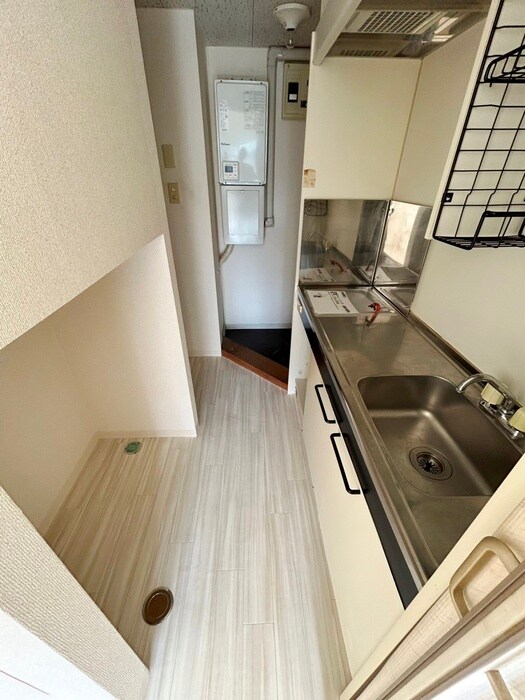 物件内観写真18　(廊下)