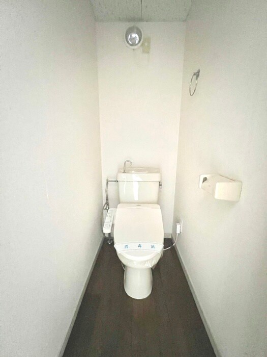 物件内観写真11　(トイレ)