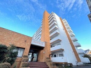 エステマ－ル外観写真