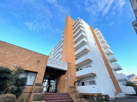 エステマ－ル外観写真