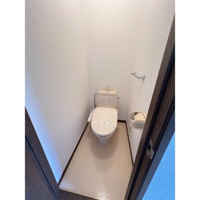 物件内観写真8　(トイレ)