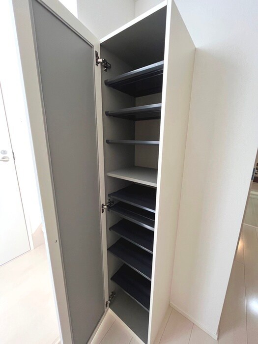 物件内観写真16　(靴箱)