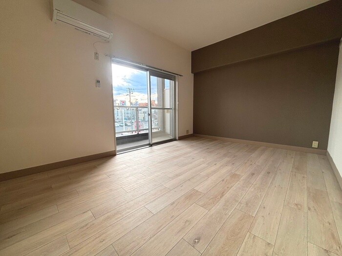 物件内観写真9　(居室)