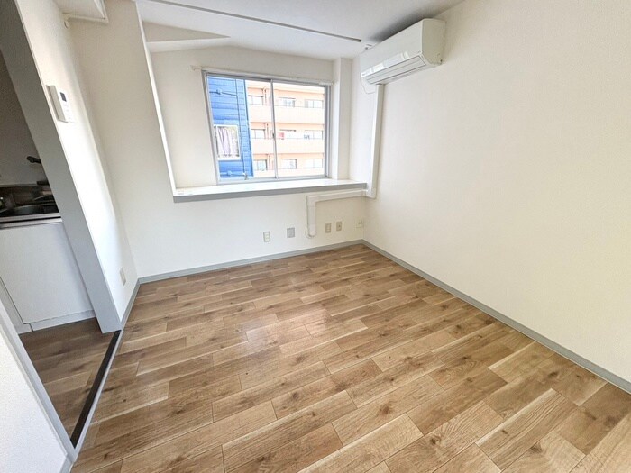 物件内観写真10　(居室)