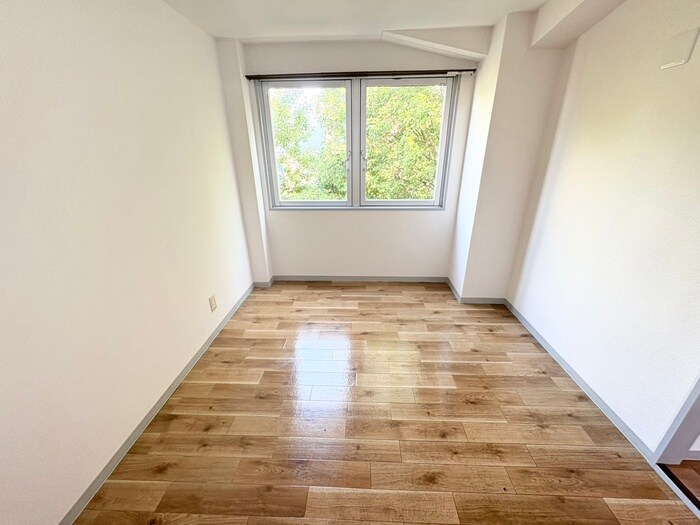 物件内観写真12　(居室)