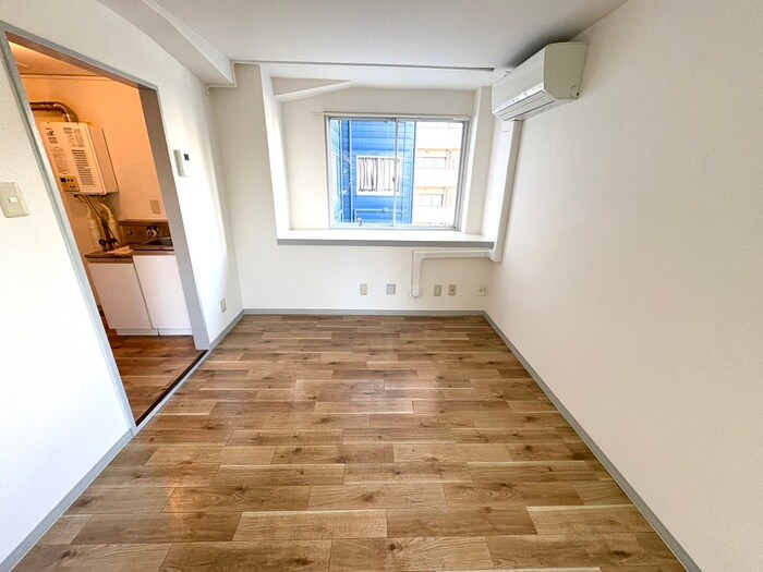 物件内観写真13　(居室)