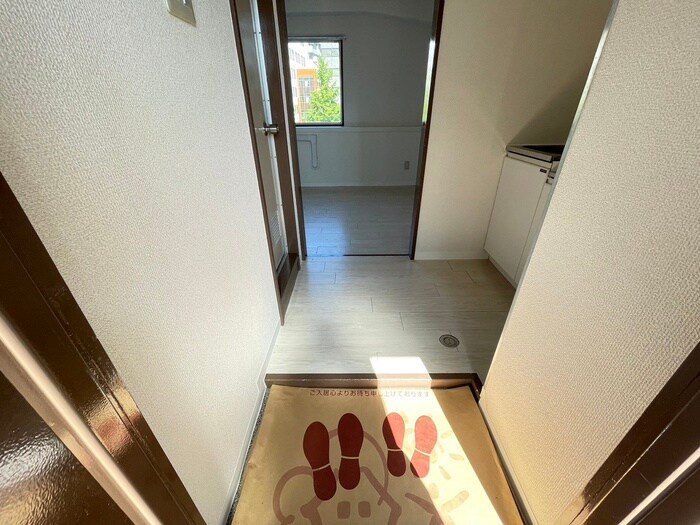 物件内観写真15　(廊下)