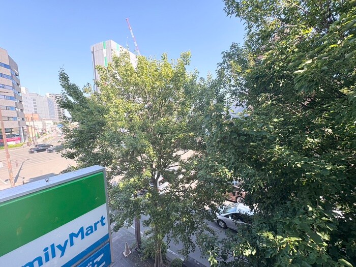 物件内観写真19　(室内からの展望)