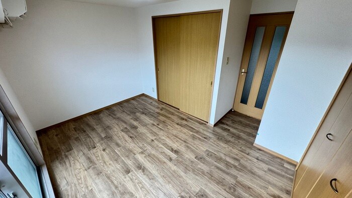 物件内観写真8　(居室)