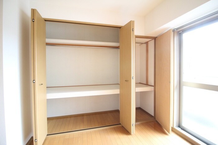 物件内観写真10　(収納)