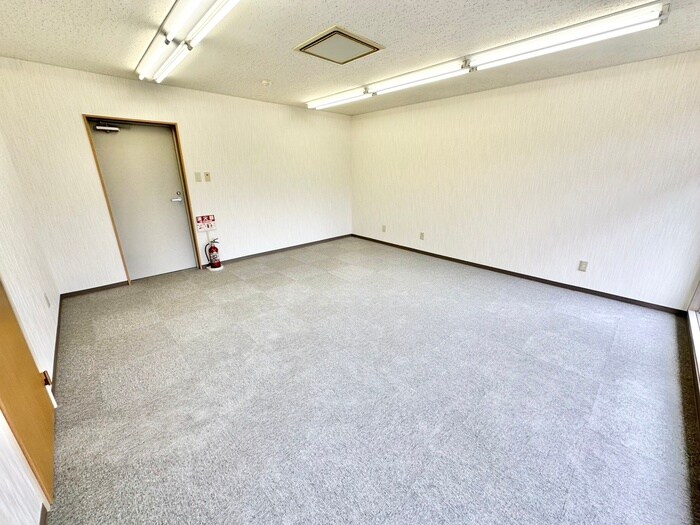 物件内観写真11　(居室)