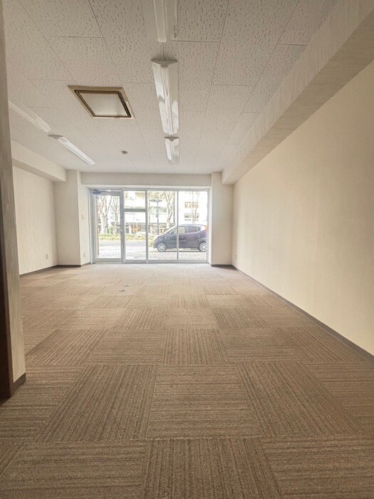 物件内観写真11　(居室)