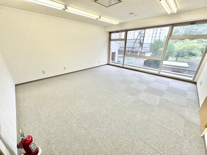 物件内観写真12　(居室)