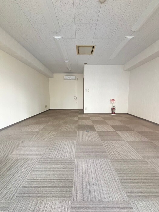 物件内観写真12　(居室)