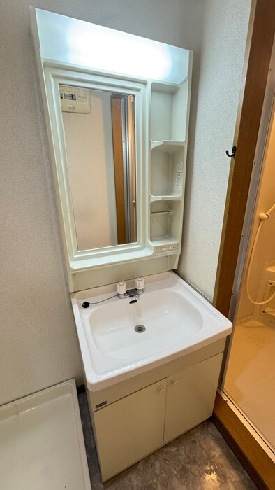 物件内観写真13　(洗面)