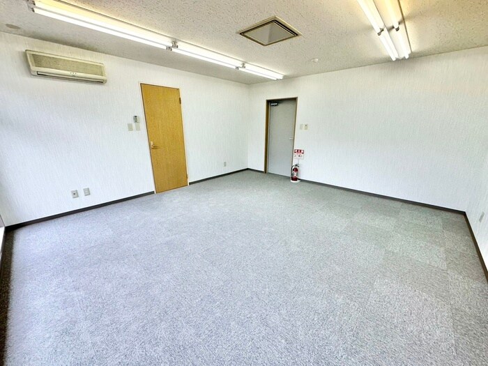 物件内観写真14　(居室)