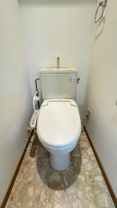 物件内観写真15　(トイレ)