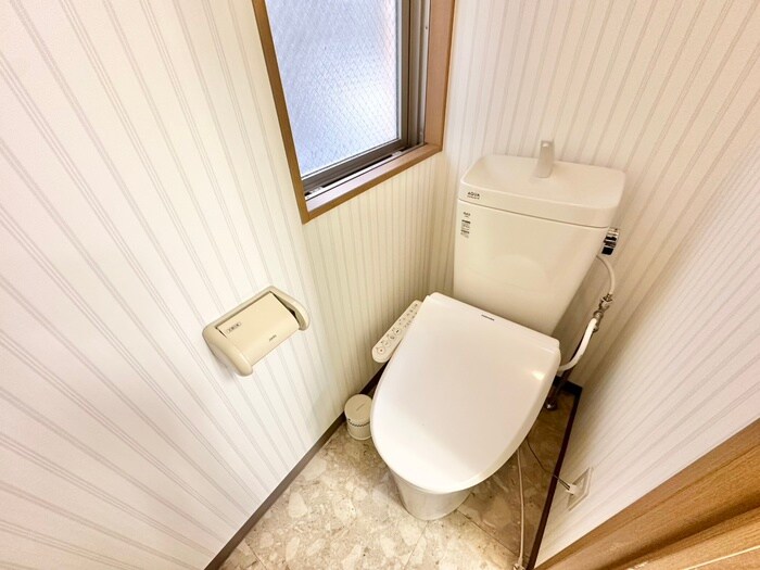 物件内観写真16　(トイレ)