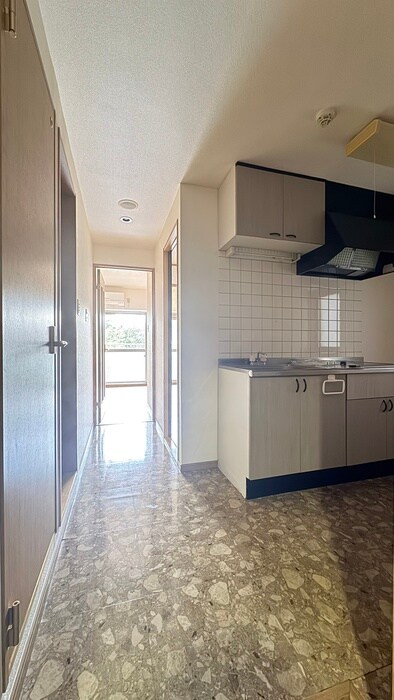 物件内観写真16　(廊下)