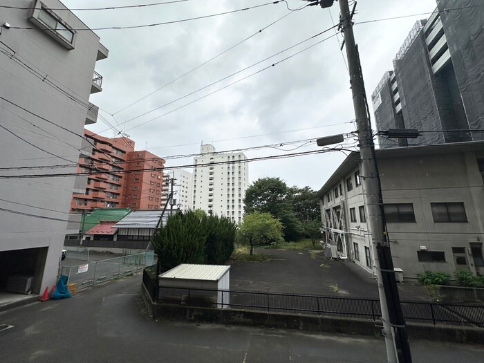 物件内観写真22　(室内からの展望)