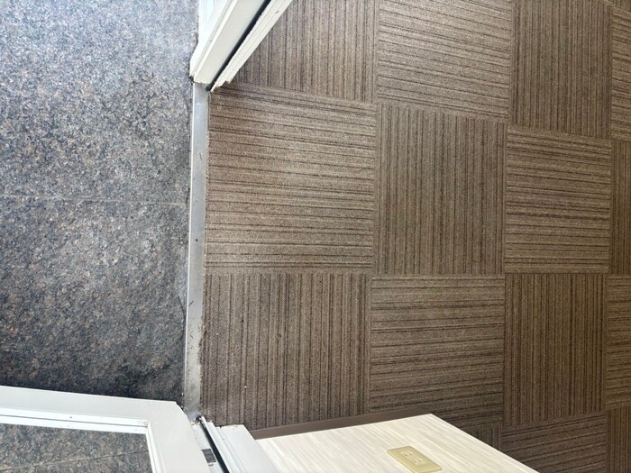 物件内観写真22　(玄関)