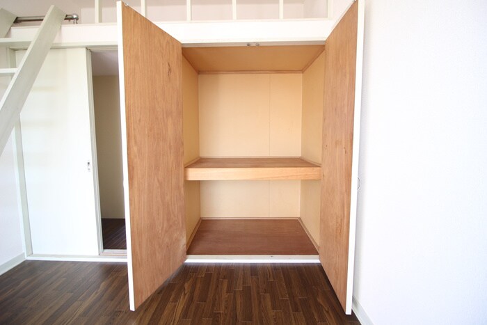 物件内観写真10　(収納)
