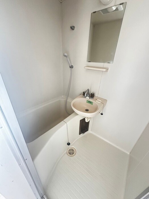 物件内観写真13　(バス／シャワールーム等)