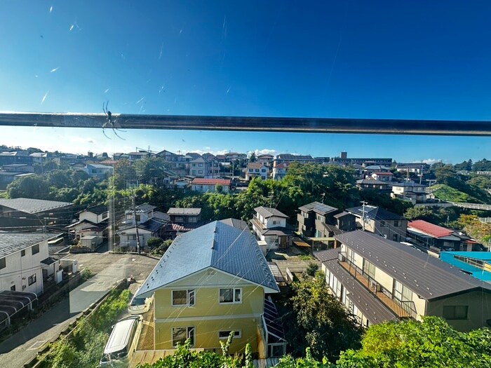 物件内観写真22　(室内からの展望)