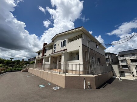 サンフィールド泉外観写真