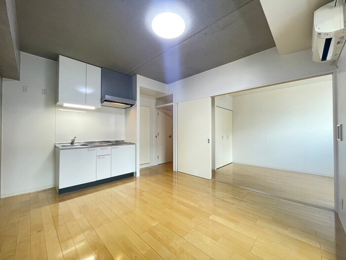 物件内観写真8　(居室)