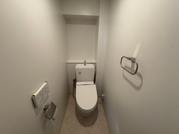 物件内観写真11　(トイレ)