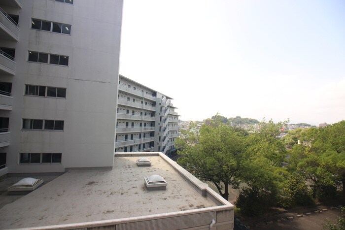 物件内観写真13　(室内からの展望)