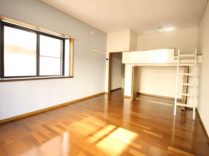 物件内観写真10　(居室)