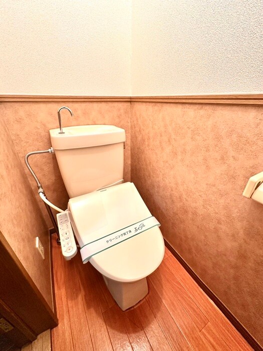 物件内観写真11　(トイレ)