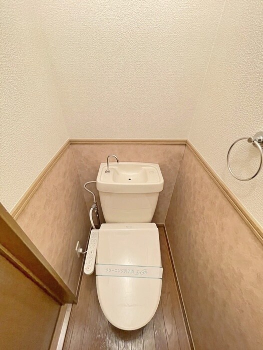 物件内観写真12　(トイレ)