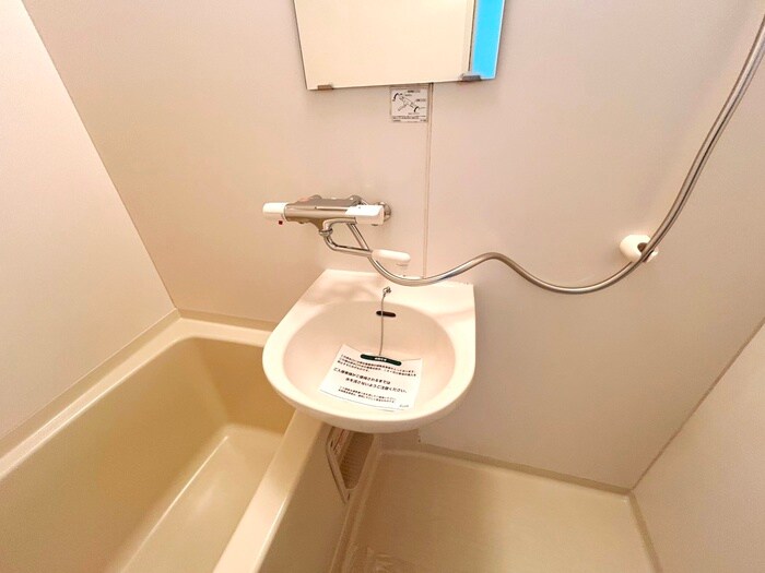 物件内観写真13　(洗面)