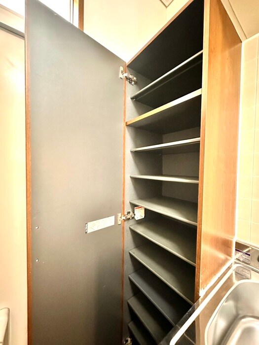 物件内観写真15　(靴箱)