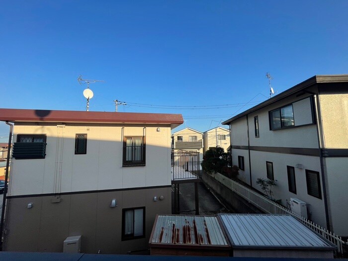 物件内観写真16　(室内からの展望)