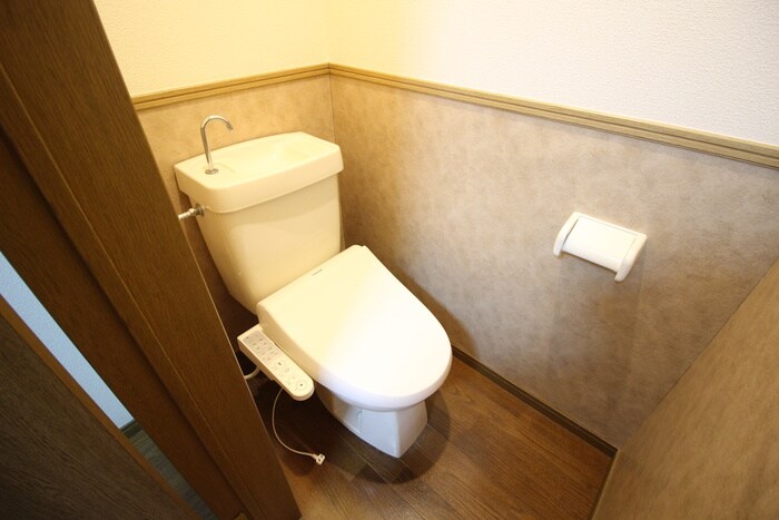 物件内観写真16　(トイレ)