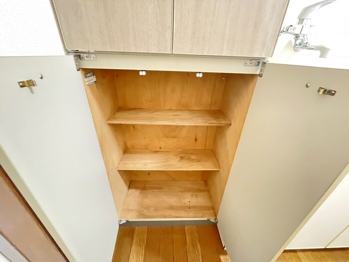 物件内観写真18　(靴箱)