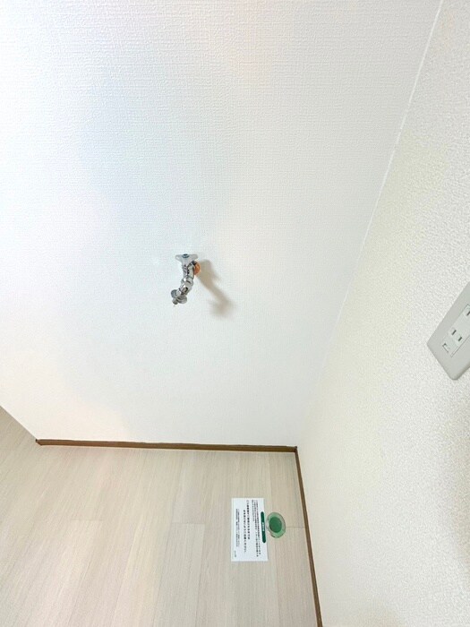 物件内観写真21　(洗濯機置場)