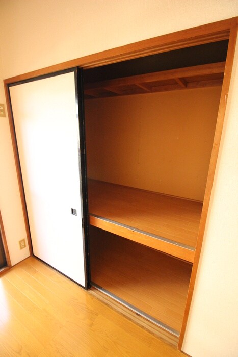 物件内観写真11　(収納)