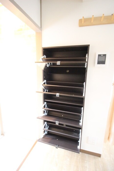 物件内観写真17　(靴箱)