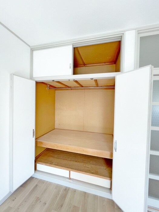 物件内観写真12　(収納)