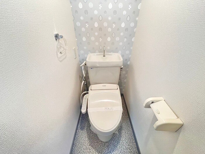 物件内観写真13　(トイレ)