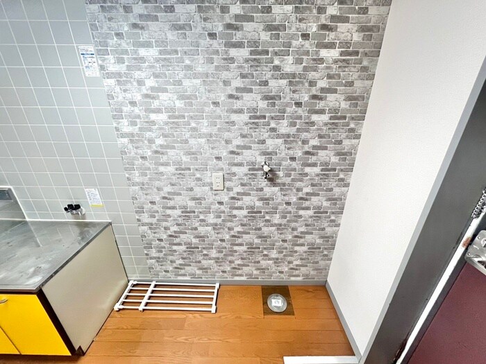 物件内観写真14　(洗濯機置場)