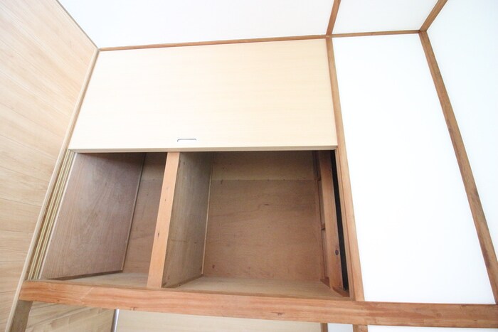 物件内観写真16　(収納)